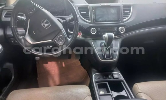 Sayi Na hannu Honda CR–V White Mota in Accra a Greater Accra Sayi Na hannu Honda CR–V White Mota in Accra a Greater Accra