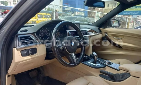 Sayi Na hannu BMW 3–Series Azurfa Mota in Accra a Greater Accra Sayi Na hannu BMW 3–Series Azurfa Mota in Accra a Greater Accra