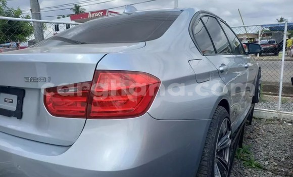 Sayi Na hannu BMW 3–Series Azurfa Mota in Accra a Greater Accra Sayi Na hannu BMW 3–Series Azurfa Mota in Accra a Greater Accra