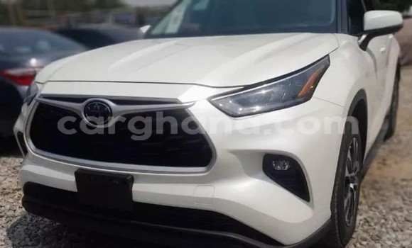 Sayi Na hannu Toyota Highlander White Mota in Accra a Greater Accra Sayi Na hannu Toyota Highlander White Mota in Accra a Greater Accra