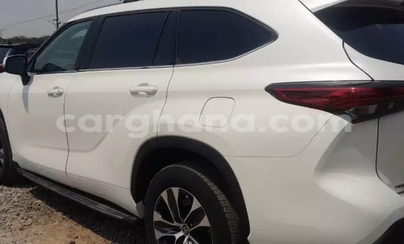 Sayi Na hannu Toyota Highlander White Mota in Accra a Greater Accra Sayi Na hannu Toyota Highlander White Mota in Accra a Greater Accra