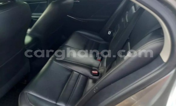 Sayi Na hannu Lexus IS Azurfa Mota in Accra a Greater Accra Sayi Na hannu Lexus IS Azurfa Mota in Accra a Greater Accra