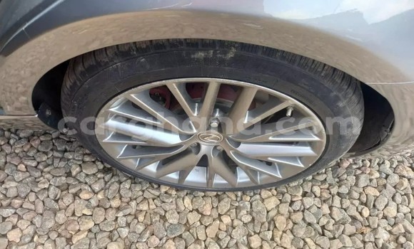 Sayi Na hannu Lexus IS Azurfa Mota in Accra a Greater Accra Sayi Na hannu Lexus IS Azurfa Mota in Accra a Greater Accra