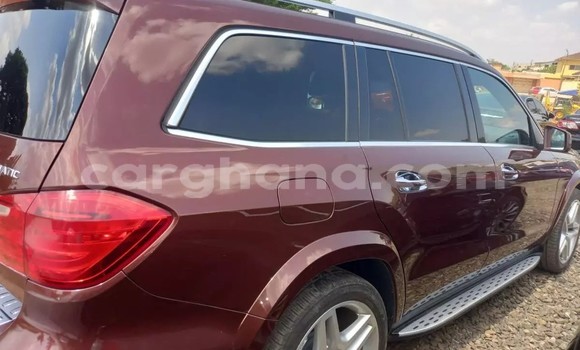 Ra Àlòkù Mercedes‒Benz GL–Class Red Ọkọ̀ in Accra ni Greater Accra Ra Àlòkù Mercedes‒Benz GL–Class Red Ọkọ̀ in Accra ni Greater Accra