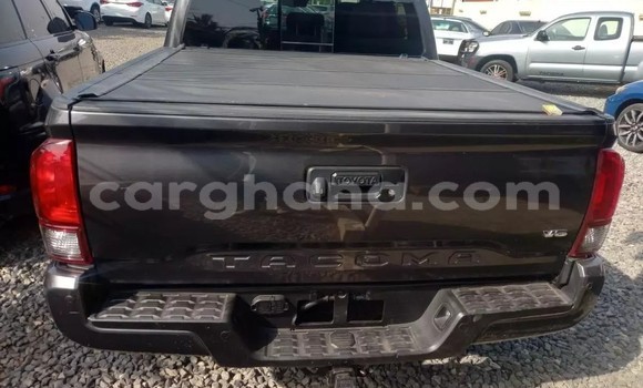 Sayi Na hannu Toyota Tacoma Black Mota in Accra a Greater Accra Sayi Na hannu Toyota Tacoma Black Mota in Accra a Greater Accra