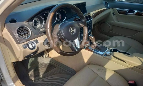 Buy Used Mercedes‒Benz C–Class White Car in Accra in Greater Accra Buy Used Mercedes‒Benz C–Class White Car in Accra in Greater Accra