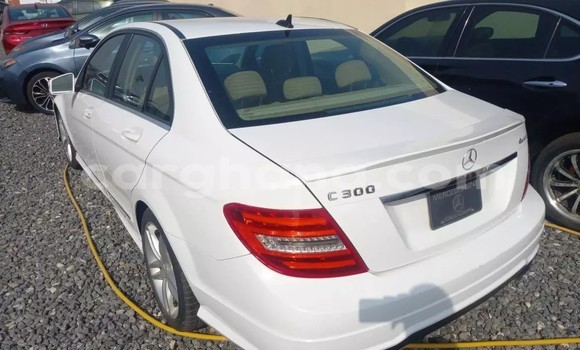 Buy Used Mercedes‒Benz C–Class White Car in Accra in Greater Accra Buy Used Mercedes‒Benz C–Class White Car in Accra in Greater Accra