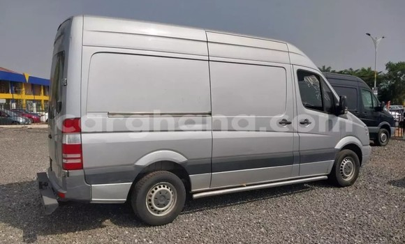 Sayi Na hannu Mercedes‒Benz S-klasse Azurfa Mota in Accra a Greater Accra Sayi Na hannu Mercedes‒Benz S-klasse Azurfa Mota in Accra a Greater Accra