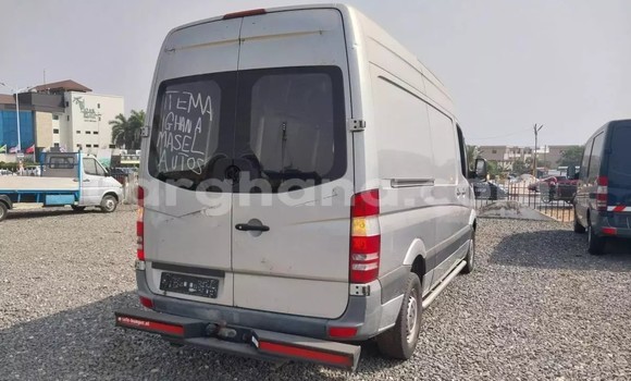 Sayi Na hannu Mercedes‒Benz S-klasse Azurfa Mota in Accra a Greater Accra Sayi Na hannu Mercedes‒Benz S-klasse Azurfa Mota in Accra a Greater Accra