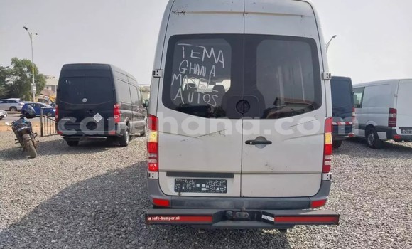 Sayi Na hannu Mercedes‒Benz S-klasse Azurfa Mota in Accra a Greater Accra Sayi Na hannu Mercedes‒Benz S-klasse Azurfa Mota in Accra a Greater Accra