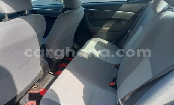 Sayi Na hannu Toyota Corolla Azurfa Mota in Accra a Greater Accra Sayi Na hannu Toyota Corolla Azurfa Mota in Accra a Greater Accra