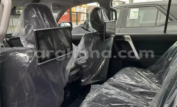 Sayi Na hannu Toyota Land Cruiser Prado Black Mota in Accra a Greater Accra Sayi Na hannu Toyota Land Cruiser Prado Black Mota in Accra a Greater Accra
