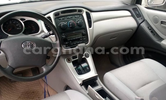 Buy Used Toyota RAV4 Silver Car in Sekondi–Takoradi Metropolitan in Western Buy Used Toyota RAV4 Silver Car in Sekondi–Takoradi Metropolitan in Western