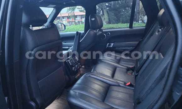 Ra Àlòkù Range Rover Range Rover Black Ọkọ̀ in Iwọn didun ni Oorun Ra Àlòkù Range Rover Range Rover Black Ọkọ̀ in Iwọn didun ni Oorun