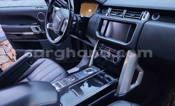Ra Àlòkù Range Rover Range Rover Black Ọkọ̀ in Iwọn didun ni Oorun Ra Àlòkù Range Rover Range Rover Black Ọkọ̀ in Iwọn didun ni Oorun