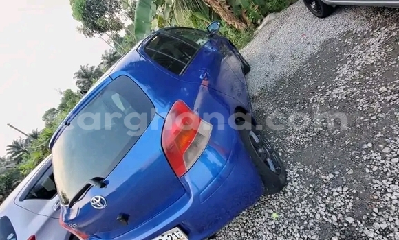 Buy Used Toyota Vitz Blue Car in Accra in Greater Accra
