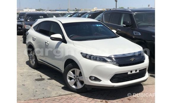 Sayi Imported Toyota Harrier White Mota in Import - Dubai a Ashanti Sayi Imported Toyota Harrier White Mota in Import - Dubai a Ashanti