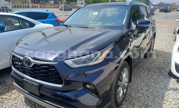 Sayi Na hannu Toyota Highlander Blue Mota in Accra a Greater Accra Sayi Na hannu Toyota Highlander Blue Mota in Accra a Greater Accra
