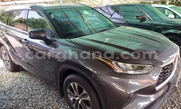 Buy Used Toyota Highlander Silver Car in Accra in Greater Accra