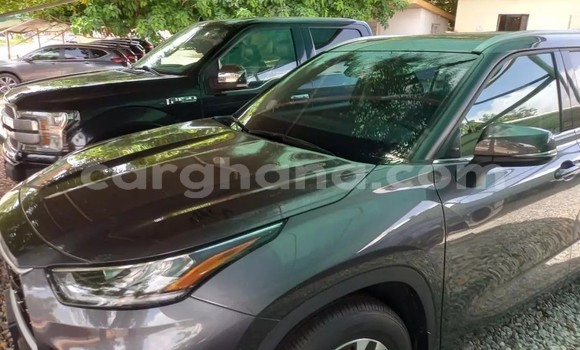 Buy Used Toyota Highlander Silver Car in Accra in Greater Accra Buy Used Toyota Highlander Silver Car in Accra in Greater Accra