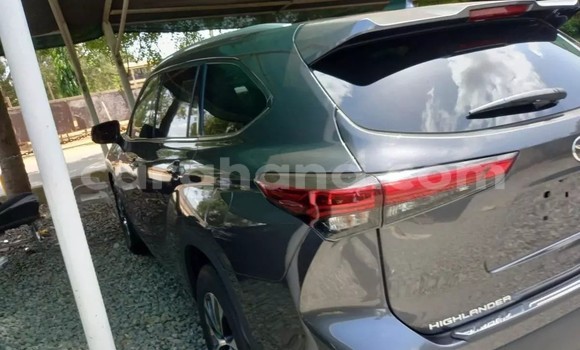 Buy Used Toyota Highlander Silver Car in Accra in Greater Accra Buy Used Toyota Highlander Silver Car in Accra in Greater Accra