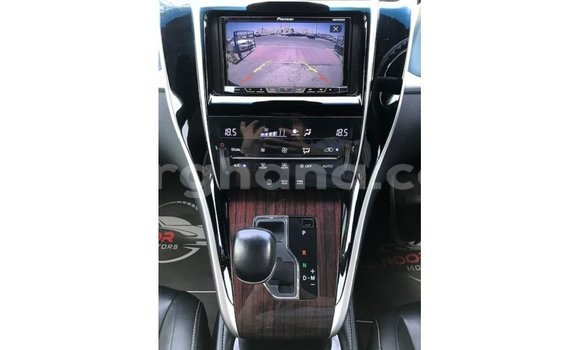 Sayi Imported Toyota Harrier Brown Mota in Import - Dubai a Ashanti Sayi Imported Toyota Harrier Brown Mota in Import - Dubai a Ashanti