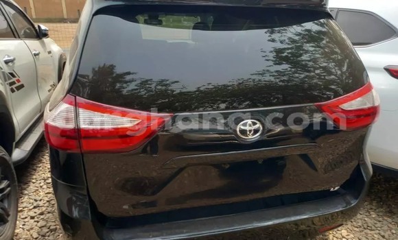 Buy Used Toyota Sienna Black Car in Accra in Greater Accra Buy Used Toyota Sienna Black Car in Accra in Greater Accra