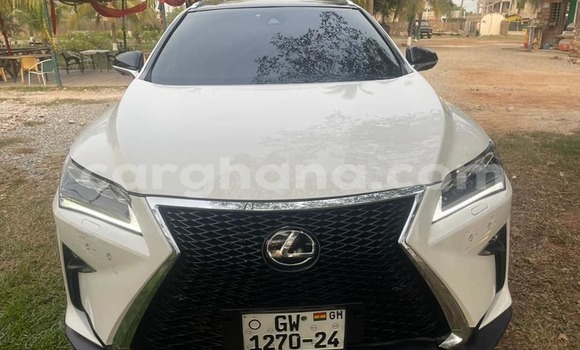 Buy Used Lexus ES White Car in Accra in Greater Accra Buy Used Lexus ES White Car in Accra in Greater Accra