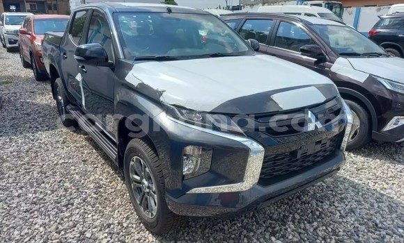 Buy Used Mitsubishi L300 Black Car in Accra in Greater Accra Buy Used Mitsubishi L300 Black Car in Accra in Greater Accra