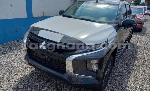 Sayi Na hannu Mitsubishi L300 Black Mota in Accra a Greater Accra Sayi Na hannu Mitsubishi L300 Black Mota in Accra a Greater Accra
