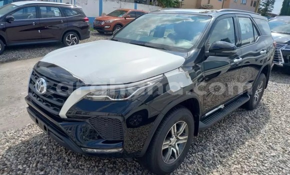 Sayi Na hannu Toyota Fortuner Black Mota in Accra a Greater Accra Sayi Na hannu Toyota Fortuner Black Mota in Accra a Greater Accra