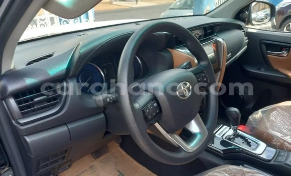 Sayi Na hannu Toyota Fortuner Black Mota in Accra a Greater Accra Sayi Na hannu Toyota Fortuner Black Mota in Accra a Greater Accra