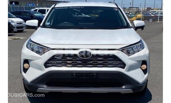 Buy Import Toyota 4Runner White Car in Import - Dubai in Ashanti Buy Import Toyota 4Runner White Car in Import - Dubai in Ashanti