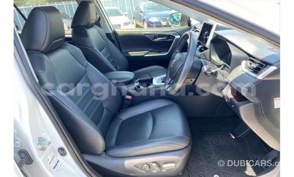 Buy Import Toyota 4Runner White Car in Import - Dubai in Ashanti Buy Import Toyota 4Runner White Car in Import - Dubai in Ashanti