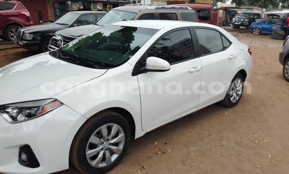 Buy Used Toyota Corolla White Car in Accra in Greater Accra Buy Used Toyota Corolla White Car in Accra in Greater Accra