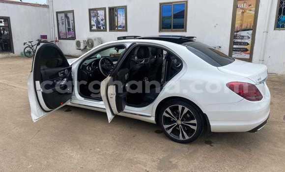 Buy Used Mercedes‒Benz C–Class White Car in Accra in Greater Accra Buy Used Mercedes‒Benz C–Class White Car in Accra in Greater Accra