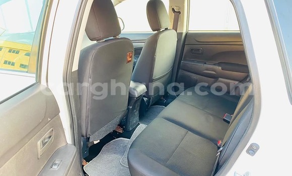 Ra Àlòkù Mitsubishi ASX funfun Ọkọ̀ in Accra ni Greater Accra Ra Àlòkù Mitsubishi ASX funfun Ọkọ̀ in Accra ni Greater Accra