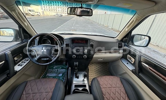 Ra Àlòkù Mitsubishi Pajero funfun Ọkọ̀ in Accra ni Greater Accra Ra Àlòkù Mitsubishi Pajero funfun Ọkọ̀ in Accra ni Greater Accra