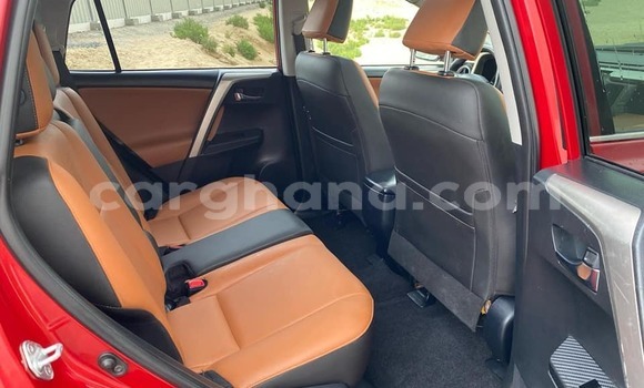 Ra Àlòkù Toyota RAV4 Red Ọkọ̀ in Accra ni Greater Accra Ra Àlòkù Toyota RAV4 Red Ọkọ̀ in Accra ni Greater Accra