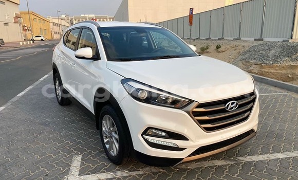 Buy Used Hyundai Tucson White Car in Accra in Greater Accra