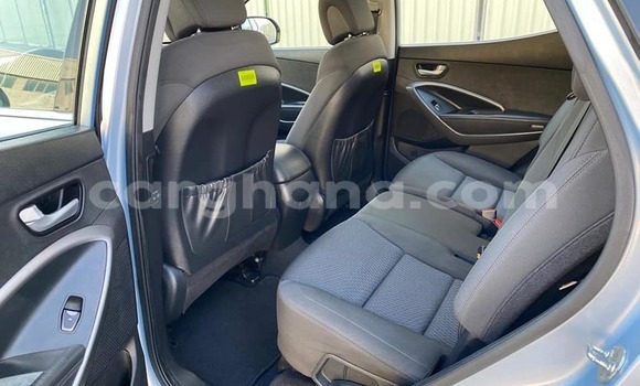 Ra Àlòkù Hyundai Santa Fe Blue Ọkọ̀ in Accra ni Greater Accra Ra Àlòkù Hyundai Santa Fe Blue Ọkọ̀ in Accra ni Greater Accra
