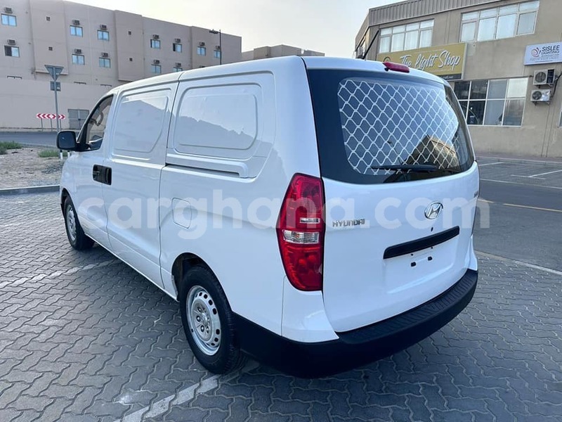Big with watermark hyundai h1 greater accra accra 57869