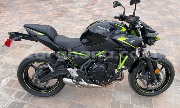 Sayi Na hannu Kawasaki Z Black Motsi in Accra a Greater Accra