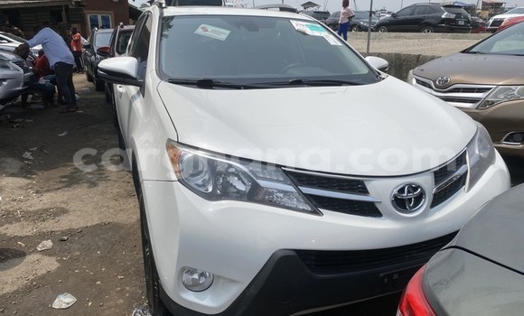 Buy Used Toyota RAV4 White Car in Takoradi in Western Buy Used Toyota RAV4 White Car in Takoradi in Western