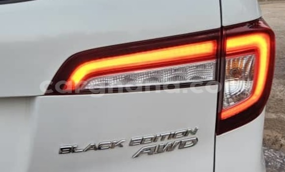 Buy Used Honda Pilot White Car in Accra in Greater Accra Buy Used Honda Pilot White Car in Accra in Greater Accra