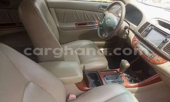 Sayi Na hannu Toyota Camry Red Mota in Accra a Greater Accra Sayi Na hannu Toyota Camry Red Mota in Accra a Greater Accra