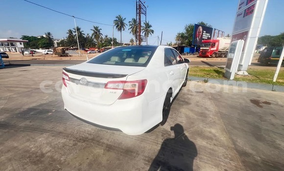 Buy Used Toyota Camry White Car in Accra in Greater Accra Buy Used Toyota Camry White Car in Accra in Greater Accra
