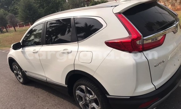 Sayi Na hannu Honda CR–V White Mota in Accra a Greater Accra Sayi Na hannu Honda CR–V White Mota in Accra a Greater Accra