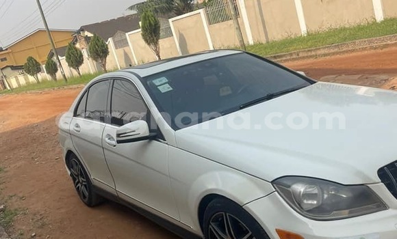 Buy Used Mercedes-Benz C-Classe White Car in Accra in Greater Accra Buy Used Mercedes-Benz C-Classe White Car in Accra in Greater Accra