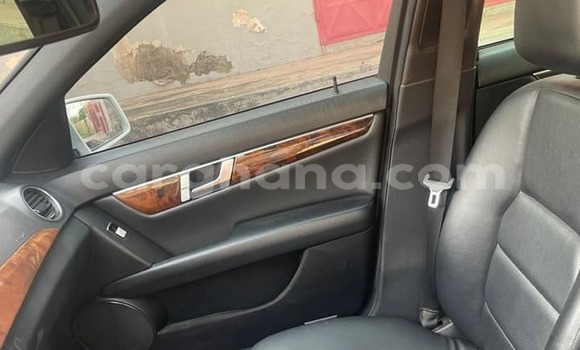 Buy Used Mercedes-Benz C-Classe White Car in Accra in Greater Accra Buy Used Mercedes-Benz C-Classe White Car in Accra in Greater Accra